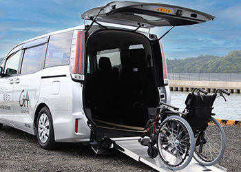 車いす・ストレッチャーレンタル可能