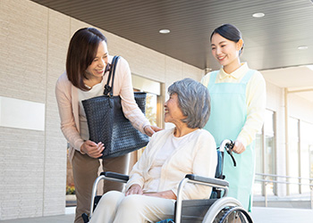 ご家族や付き添いの方も同乗OK!